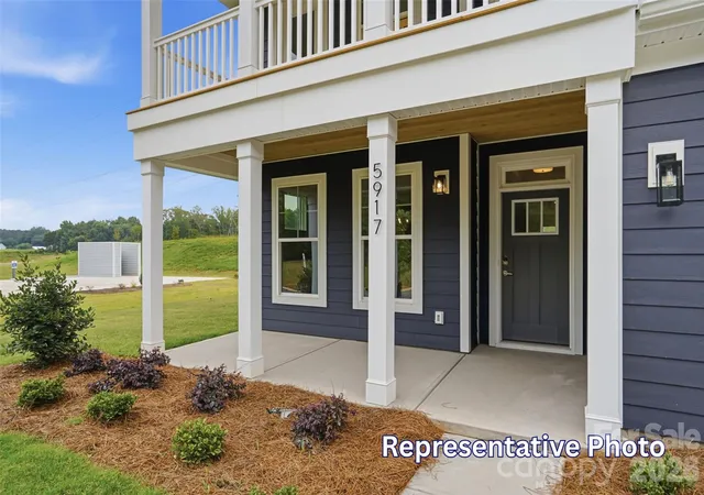 Photo 4 of Single family home for sale at 1402 Ardmore Dr, Sherrills Ford, NC 28673 | MLS# 4418210 | Listing updated on 2026-09-19