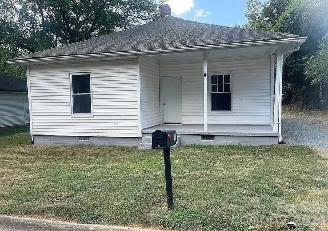 1st image of 72 Spencer Ave, Mooresville, NC 28115 | MLS# 4418226
