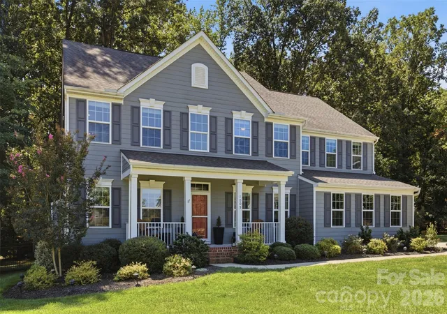 Photo 2 of Single family home for sale at 1009 Brookmeade Dr, Waxhaw, NC 28173 | MLS# 4418227 | Listing updated on 2026-09-13