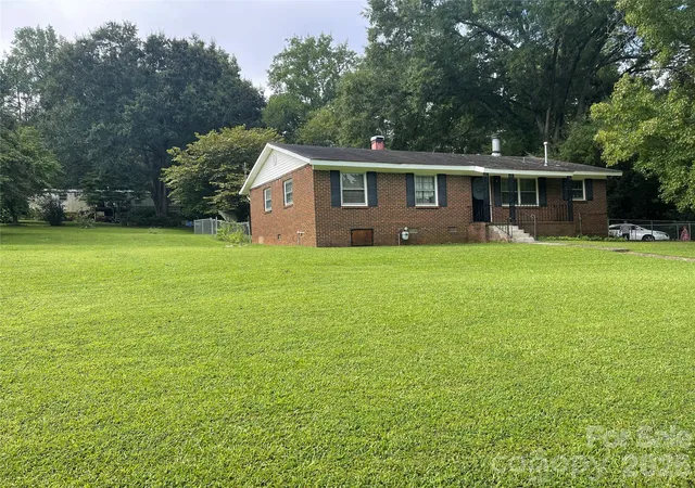 Photo 3 of Single family home for sale at 485 Ponderosa Dr, Indian Land, SC 29707 | MLS# 4418247 | Listing updated on 2026-09-02