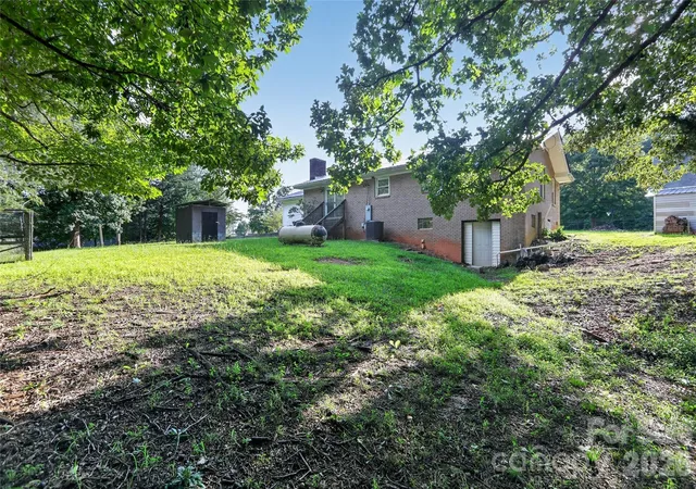 Photo 3 of Single family home for sale at 3606 Jefferson St, Sherrills Ford, NC 28673 | MLS# 4418261 | Listing updated on 2026-10-03