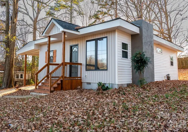 1st image of 1050 Barnett Dr, Kings Mountain, NC 28086 | MLS# 4418263