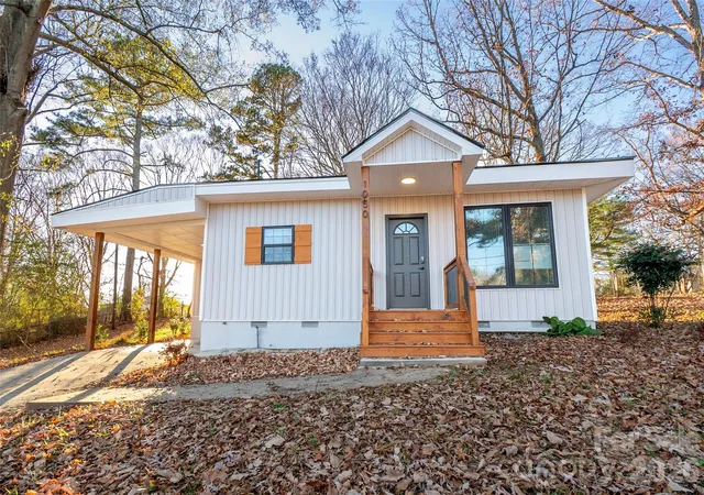 2nd image of 1050 Barnett Dr, Kings Mountain, NC 28086 | MLS# 4418263