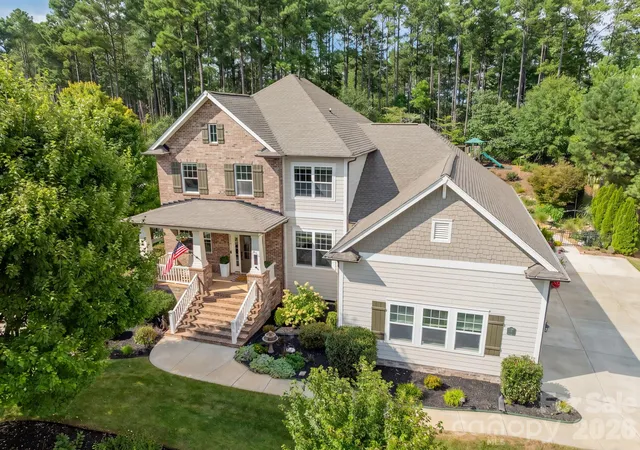 Photo 3 of Single family home for sale at 317 Holdsworth Dr, Mount Holly, NC 28120 | MLS# 4418279 | Listing updated on 2026-10-04