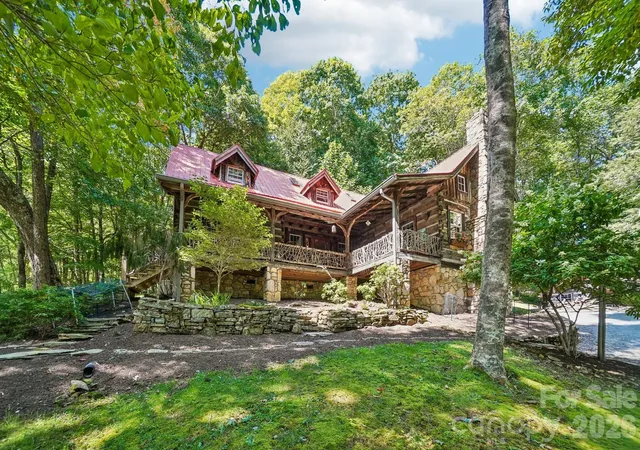 Photo 4 of Single family home for sale at 311 Wonderly Ln, Mars Hill, NC 28754 | MLS# 4418288 | Listing updated on 2026-08-27