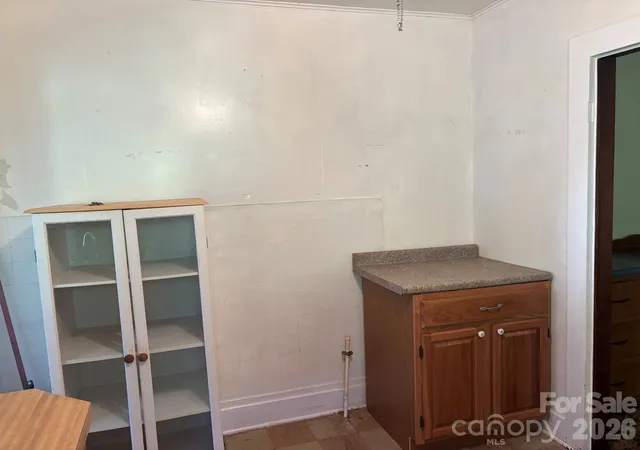 Photo 5 of Single family home for sale at 377 Sam Gouge Rd, Bakersville, NC 28705 | MLS# 4418289 | Listing updated on 2026-08-27