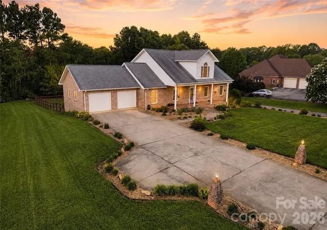 Photo 3 of Single family home for sale at 5725 Gunpowder Rd, Granite Falls, NC 28630 | MLS# 4418292 | Listing updated on 2026-09-05