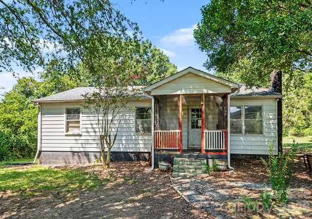 Photo 1 of Single family home for sale at 7218 Wolf Pond Rd, Monroe, NC 28112 | MLS# 4418293 | Listing updated on 2026-10-11