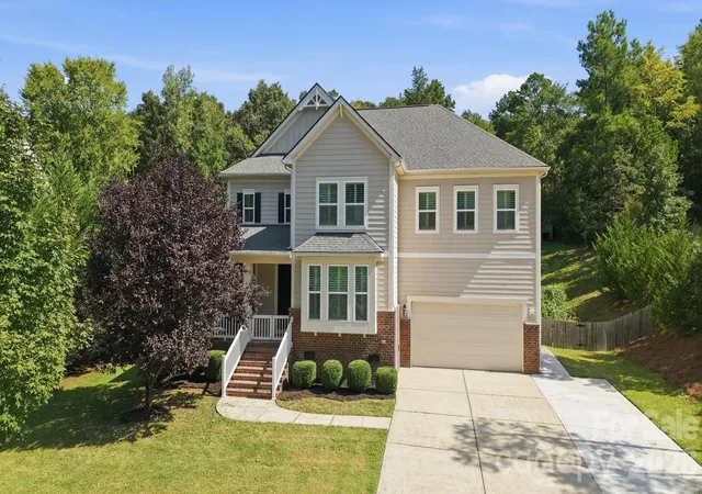 Photo 1 of Single family home for sale at 208 South Fork Ln, Belmont, NC 28012 | MLS# 4418300 | Listing updated on 2026-10-05