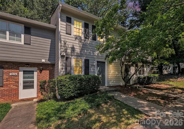 Photo 2 of Condo for sale at 3322 Heathstead Pl, Charlotte, NC 28210 | MLS# 4418301 | Listing updated on 2026-09-12