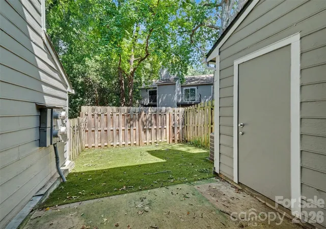 Photo 24 of Condo for sale at 3322 Heathstead Pl, Charlotte, NC 28210 | MLS# 4418301 | Listing updated on 2026-09-12