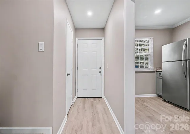 Photo 3 of Condo for sale at 3322 Heathstead Pl, Charlotte, NC 28210 | MLS# 4418301 | Listing updated on 2026-09-12