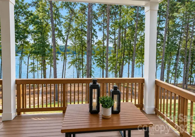 Photo 2 of Single family home for sale at 4531 Splash Trl, Sherrills Ford, NC 28673 | MLS# 4418307 | Listing updated on 2026-09-13