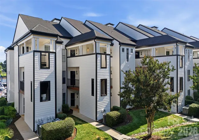 Photo 2 of Condo for sale at 18705 Vineyard Point Ln #48, Cornelius, NC 28031 | MLS# 4418314 | Listing updated on 2026-08-28