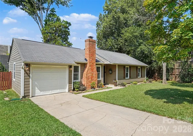 Photo 1 of Single family home for sale at 11407 Treebark Dr, Pineville, NC 28134 | MLS# 4418322 | Listing updated on 2026-09-25