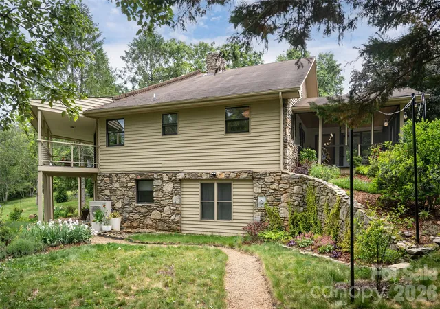 Photo 4 of Single family home for sale at 56 And 58 Donna Ln, Alexander, NC 28701 | MLS# 4418323 | Listing updated on 2026-09-29