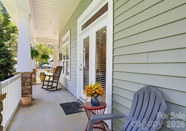 Photo 2 of Single family home for sale at 4002 Ladys Secret Dr, Indian Trail, NC 28079 | MLS# 4418336 | Listing updated on 2026-10-10