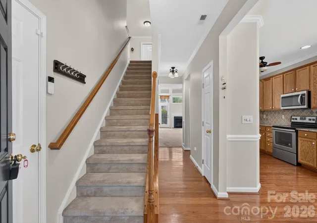 Photo 3 of Townhouse for sale at 621 Colbert Way, Fort Mill, SC 29715 | MLS# 4418341 | Listing updated on 2026-10-09