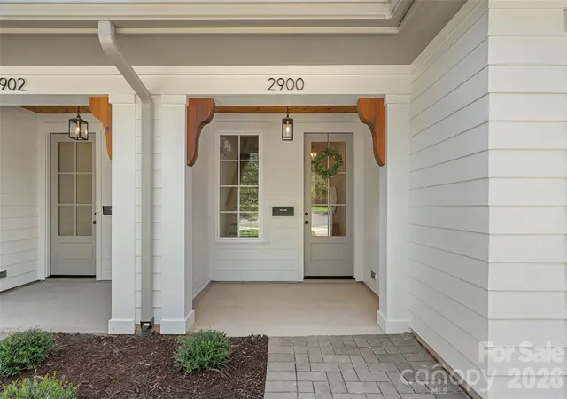 Photo 2 of Townhouse for sale at 2900 Dogwood Ave, Charlotte, NC 28206 | MLS# 4418350 | Listing updated on 2026-10-01