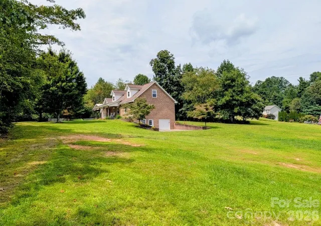 32nd image of 213 Rustling Pines Dr, Hendersonville, NC 28792 | MLS# 4418354