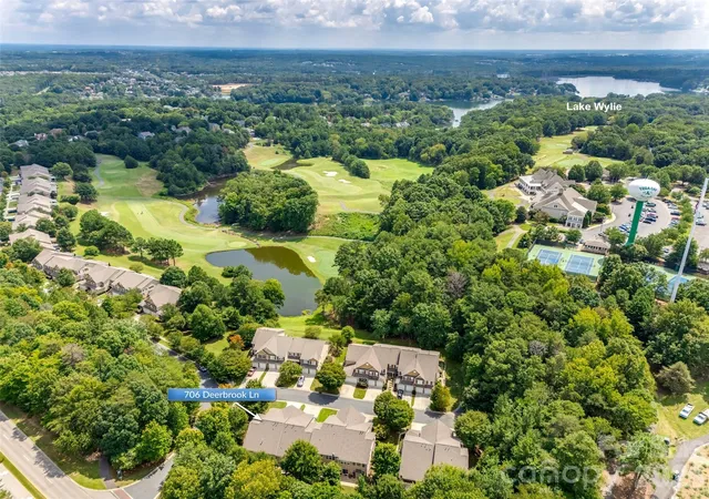 Townhouse for sale at 706 Deerbrook Ln, Tega Cay, SC 29708 | MLS# 4418355