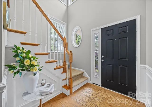 Photo 4 of Townhouse for sale at 706 Deerbrook Ln, Tega Cay, SC 29708 | MLS# 4418355 | Listing updated on 2026-08-29