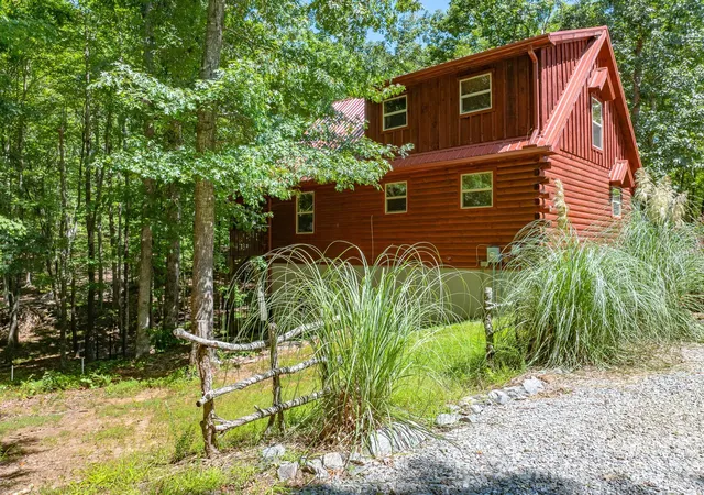 Photo 3 of Single family home for sale at 257 Adirondack Trl #180, Nebo, NC 28761 | MLS# 4418359 | Listing updated on 2026-10-10