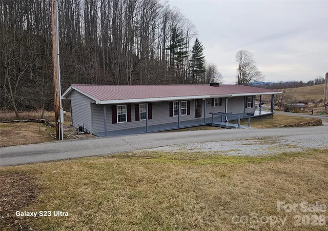 Photo 4 of Multi family home for sale at 656 Water St, Bakersville, NC 28705 | MLS# 4418366 | Listing updated on 2026-08-27