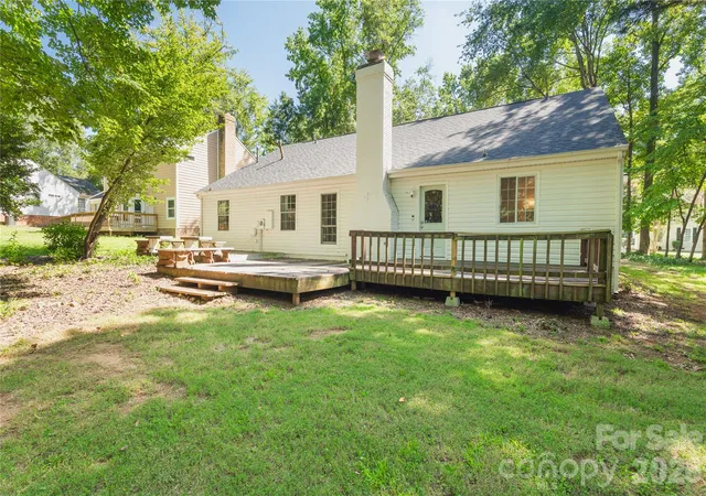 Photo 26 of Sale Pending at 8805 Golf Ridge Dr, Charlotte, NC 28277 | MLS# 4418369 | Listing updated on 2026-08-29