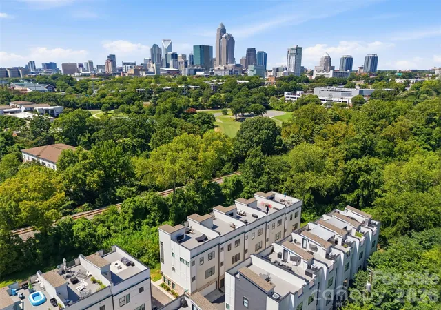 3rd image of 509 Strong Ave, Charlotte, NC 28205 | MLS# 4418385