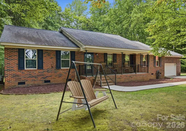 Photo 2 of Single family home for sale at 155 S Grandview Rd, Clover, SC 29710 | MLS# 4418393 | Listing updated on 2026-08-29