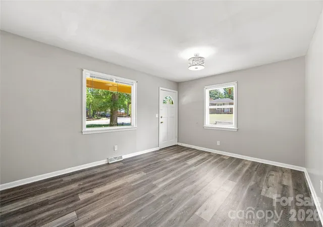 4th image of 305 Scoggins St, Rock Hill, SC 29730 | MLS# 4418395