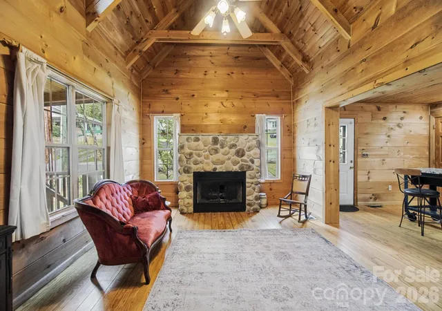 Photo 1 of Single family home for sale at 1 Locust Ave, Asheville, NC 28804 | MLS# 4418409 | Listing updated on 2026-09-24