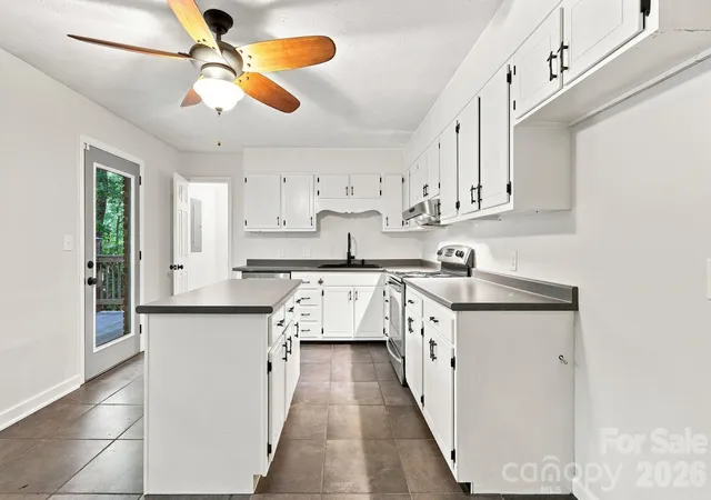 5th image of 151 Ridgewood Acres Dr, Hendersonville, NC 28792 | MLS# 4418419