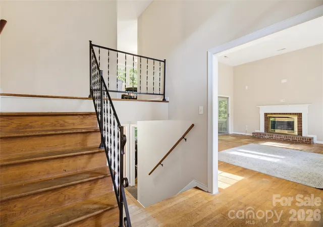 Photo 3 of Single family home for sale at 5675 Sweetbriar Rd, Pfafftown, NC 27040 | MLS# 4418441 | Listing updated on 2026-08-27