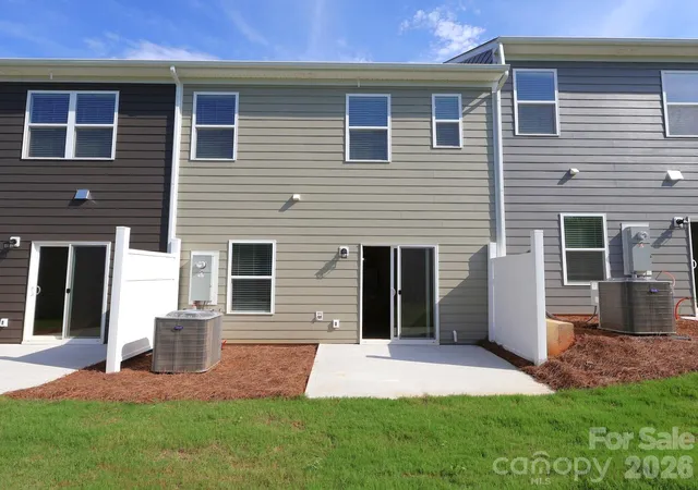 Photo 2 of Sale Pending at 410 Hendley Dr, York, SC 29745 | MLS# 4418452 | Listing updated on 2026-09-01