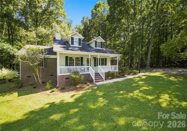 Photo 2 of Single family home for sale at 122 Providence Pl, York, SC 29745 | MLS# 4418463 | Listing updated on 2026-09-04