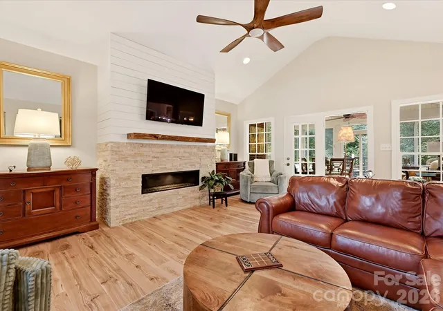 Photo 3 of Single family home for sale at 2801 Telefair Ln, Monroe, NC 28110 | MLS# 4418481 | Listing updated on 2026-09-22