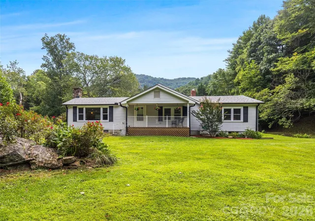 Photo 3 of Single family home for sale at 91 Rice Branch Rd, Asheville, NC 28804 | MLS# 4418488 | Listing updated on 2026-09-22