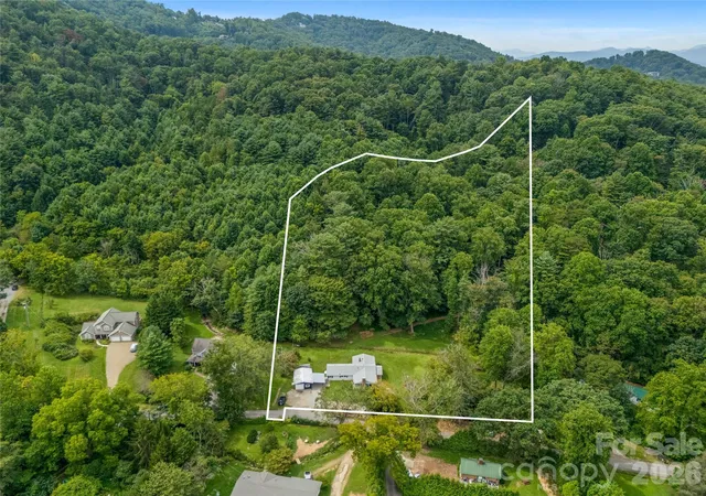Photo 4 of Single family home for sale at 91 Rice Branch Rd, Asheville, NC 28804 | MLS# 4418488 | Listing updated on 2026-09-22