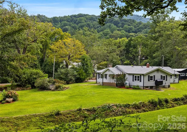 Photo 2 of Single family home for sale at 91 Rice Branch Rd, Asheville, NC 28804 | MLS# 4418488 | Listing updated on 2026-09-22