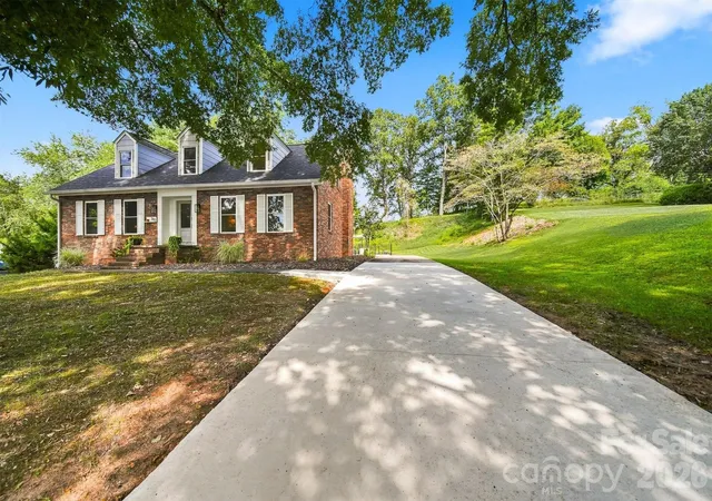 Single family home for sale at 703 Wilmore St Ne, Lenoir, NC 28645 | MLS# 4418519 | Listing updated on 2026-09-05