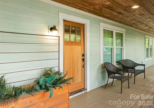 Photo 3 of Condo for sale at 141 Courtland Ave #2, Asheville, NC 28801 | MLS# 4418531 | Listing updated on 2026-10-03