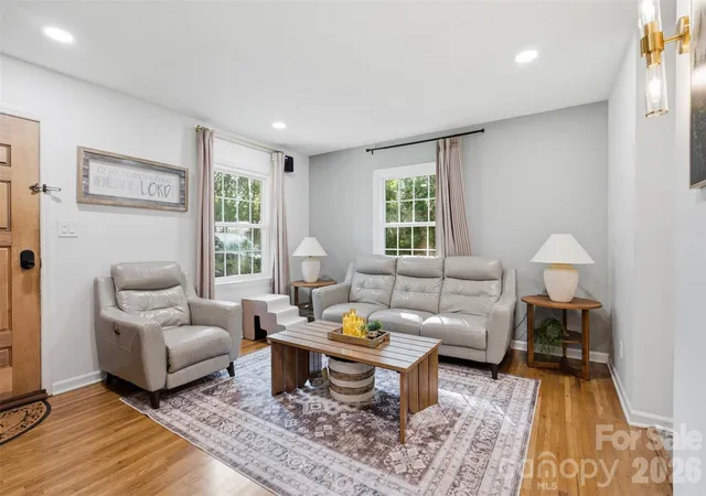 Photo 3 of Single family home for sale at 19213 Carter Cir, Cornelius, NC 28031 | MLS# 4418542 | Listing updated on 2026-09-13
