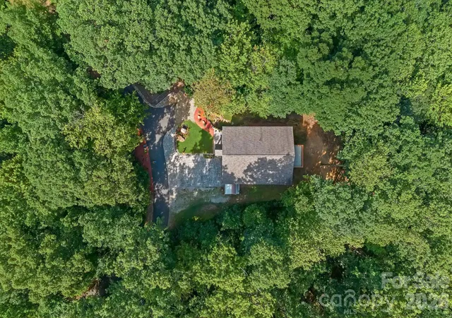 Photo 34 of Single family home for sale at 506 Silent Forest Dr, Canton, NC 28716 | MLS# 4418578 | Listing updated on 2026-08-28