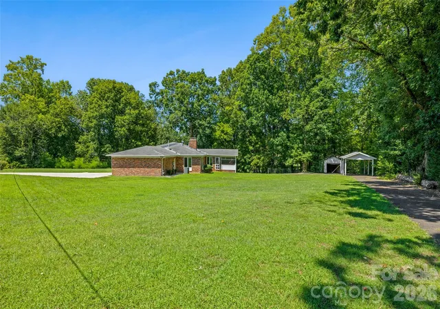 Photo 2 of Single family home for sale at 233 Laburn Ave, Charlotte, NC 28214 | MLS# 4418605 | Listing updated on 2026-08-28