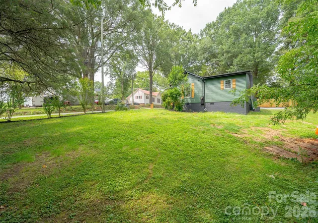 Photo 4 of Single family home for sale at 1303 Cooper Ave, Kannapolis, NC 28081 | MLS# 4418614 | Listing updated on 2026-09-16