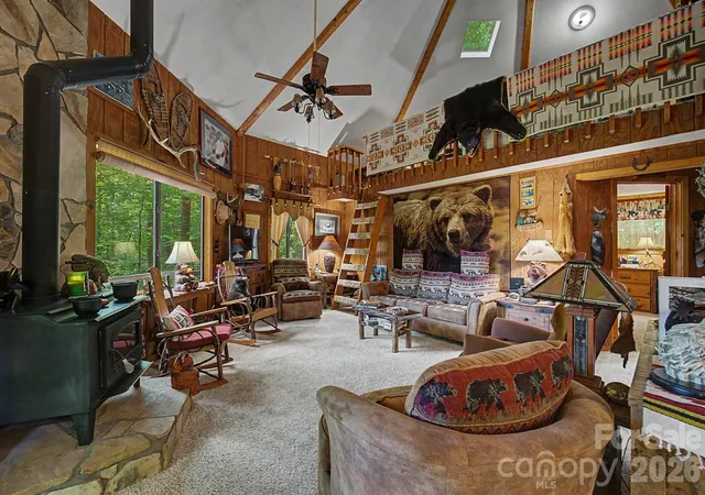 Photo 3 of Single family home for sale at 204 Mountain Laurel Dr, Bryson City, NC 28713 | MLS# 4418640 | Listing updated on 2026-09-01