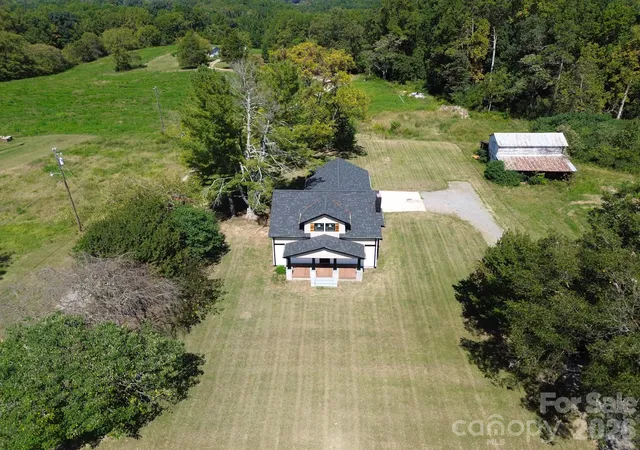 Photo 2 of Single family home for sale at 1826 N Oak Ridge Church Rd, Yadkinville, NC 27055 | MLS# 4418658 | Listing updated on 2026-09-30