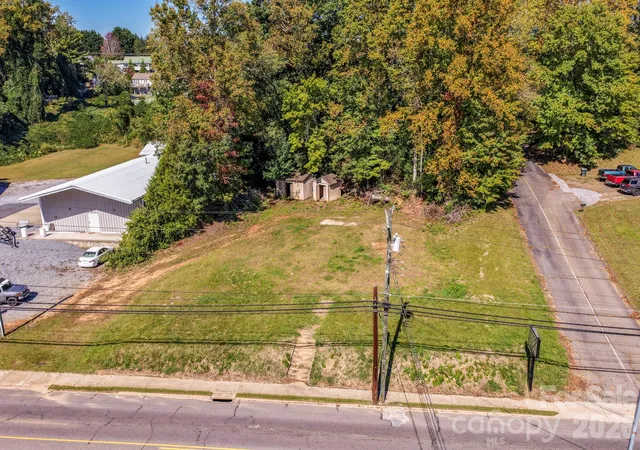 Photo 1 of Land for sale at 891 E Court St, Marion, NC 28752 | MLS# 4418661 | Listing updated on 2026-10-22